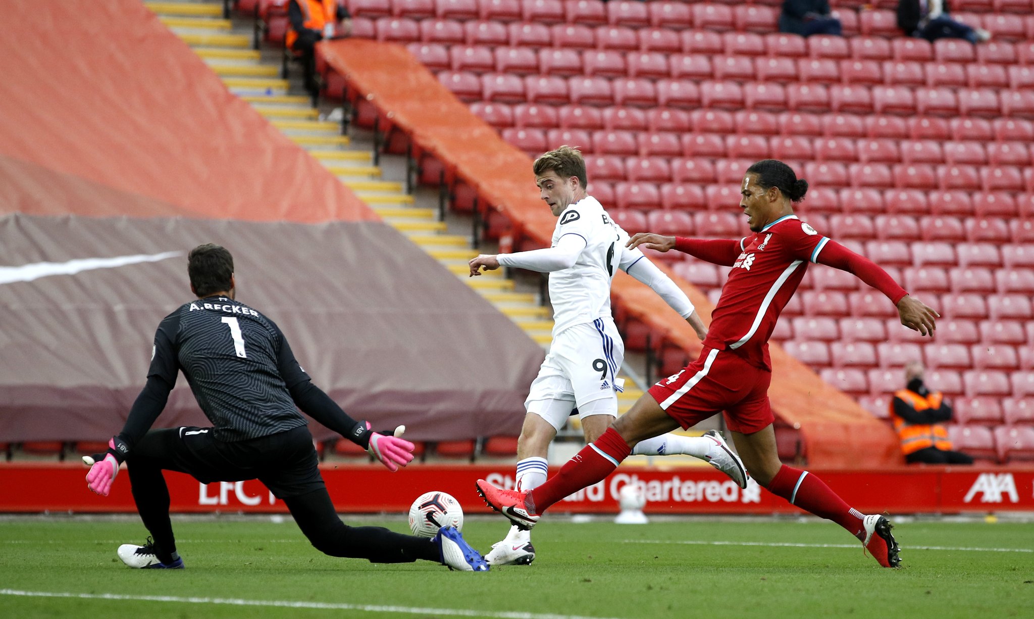 为了职业足 为了职业足